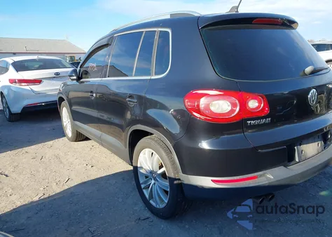 2011 Volkswagen Tiguan Se z USA, uszkodzony, nr VIN WVGBV7AX6BW531228